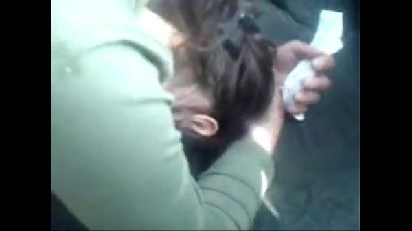 جزائرية تتناك في السيارة
